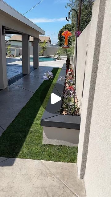 🙏🏽  Miguel  🙏🏽 on Instagram: "Textured stamp Diamond cut joints. Black borders. Channel drains inside the patio perimeter to keep the area dry even when it’s raining. Pool remodel and pool coping. And finally small planter wall perfect for bench seating. The perfect backyard transformation for the summer parties. #concrete #backyardgoals #concretestamp #diamonds #anaheim" Backyard Concrete Wall Ideas, Pool Drain, Small Backyard Remodel, Small Backyard Transformation, Backyard Planters, Concrete Backyard, Concrete Retaining Walls, Pool Remodel, Pool Coping