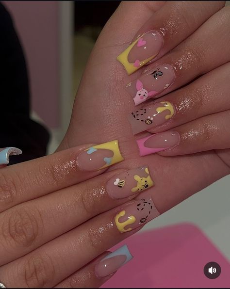 Classic Simple Nail Designs, Non Acrylic Nail Designs, Nails With Disney Designs, Moana Acrylic Nails, Winnie The Pooh Gender Reveal Nails, Acrylic Nails Cartoon Art Designs, Short Nails Ideas 2024, Short Fall Nails Designs, Daycare Nails