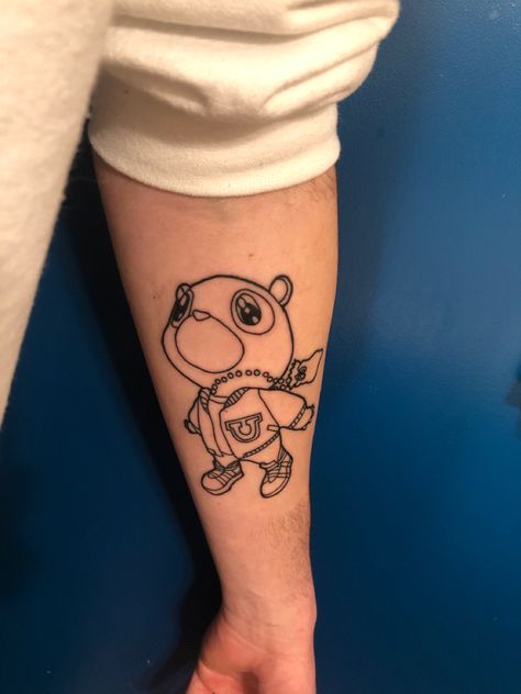 Kanye Graduation Tattoo, Kanye West Graduation Bear Tattoo, Kanye West Graduation Tattoo, I Feel Kinda Free Tattoo Kanye, Kanye West Bear Tattoo, Rap Tattoo Ideas For Men, Kanye Bear Tattoo, Graduation Bear Tattoo, Kanye West Inspired Tattoo