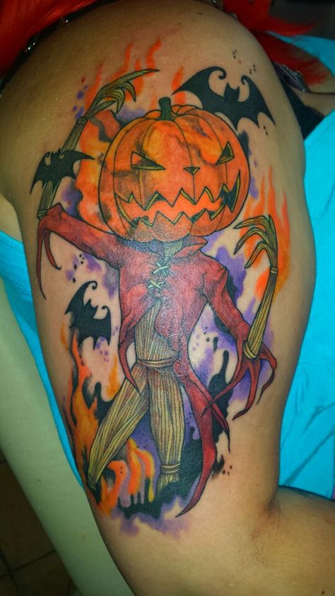 newest tattoo!!! I love Jack as The Pumpkin King!! all I need now is a Santa Jack tattoo!!! 💗 Pumpkin King Tattoo, Scarecrow Tattoo, Jack Skellington Pumpkin King, Halloween Tattoos Sleeve, Jack Tattoo, King Tattoo, Jack Skellington Pumpkin, Pumpkin Tattoo, Jack The Pumpkin King