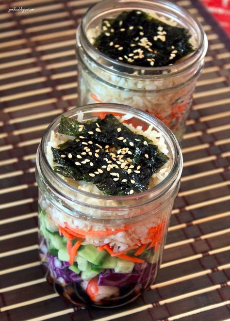 Sushi Jars, Deconstructed Sushi, Sushi Bowls, Sushi Salad, Matchstick Carrots, Sushi Sushi, Sushi Bowl, Mason Jar Meals, Recipe Board