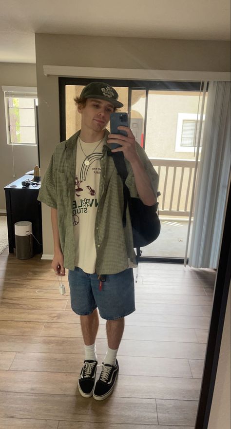 Summer Fits Men, Grunge Summer Outfits, Skater Outfit, Skater Outfits, Masc Outfits, Mens Summer Outfits, Mens Casual Outfits Summer, Street Style Outfits Men, Mens Outfit Inspiration