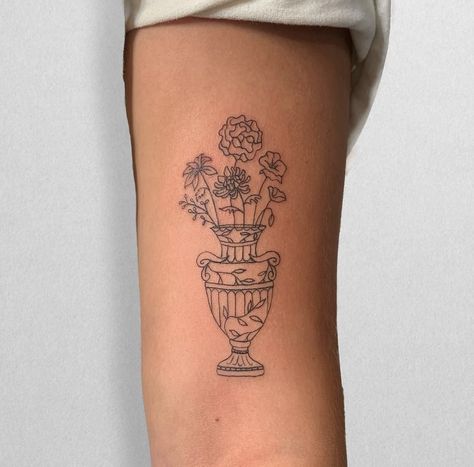 Tulip In A Vase Tattoo, Athens Greece Tattoo Ideas, Greek Vase Tattoo Simple, Unique Tattoos Fine Line, Flower Vase Tattoo Design, Jars Of Clay Tattoo, Clay Pot Tattoo, Fine Line Vase Tattoo, Vase And Flowers Tattoo