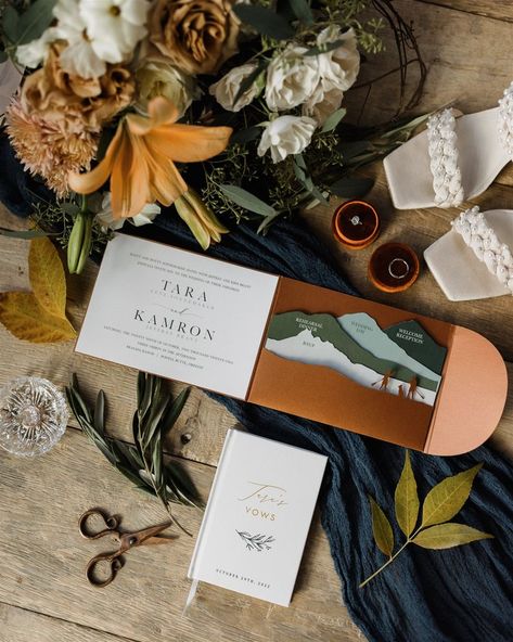 Middle Earth Wedding, Brasada Ranch, Outdoorsy Wedding, Bespoke Invitations, Wedding Moodboard, Pinterest Wedding, Mountain Wedding Colorado, Reception Centerpieces, Reception Design