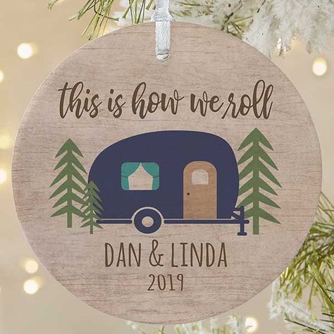 Camper Door Signs, Camping Decals, Circular Door, Camper Ornament, Glowforge Ideas, Fair Booth, Rustic Christmas Ornaments, Laser Ideas, Camping Crafts