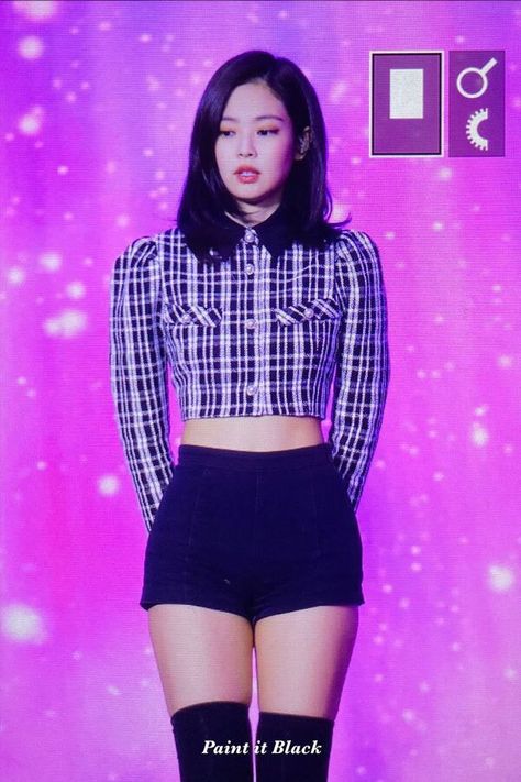 Casual Attire For Women, Paradise City, Jennie Kim Blackpink, Preppy Look, 인물 사진, Blackpink Photos, Blackpink Fashion, Kpop Outfits, Stage Outfits