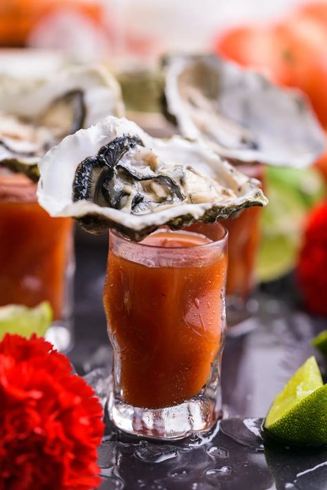 Oyster Shooter Recipe, Oyster Shooter, Shooter Recipes, Summer Crockpot Recipes, Best Oysters, Red Cocktails, Fresh Oysters, Summer Entertaining, Delicious Cocktails