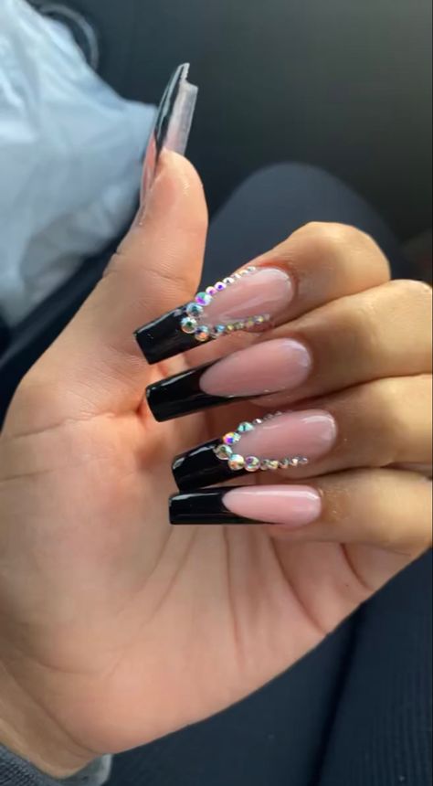 black nails,rhinestone nails, french tips, nail inspo, black french tips Black Nail Design With Rhinestones, Black Tip Nails With Rhinestones, Black Frenchies With Rhinestones, Black French With Rhinestones, Frenchies With Rhinestones, Black Nails With Gems Rhinestones, Black French Tip With Rhinestones, Black French Tip With Gems, Black Nails With Diamonds Rhinestones