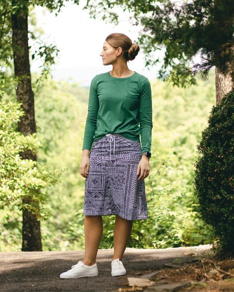 Modest Hiking Outfit Skirts, Modest Workout Outfits For Women, Modest Athletic Outfits, Modest Hiking Outfit, Modest Workout Outfits, Modest Workout Clothes, Workout Skirt, Hiking Skirt, Modest Workout