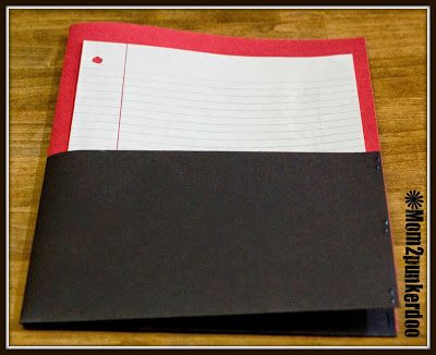 Construction Paper Folder Folder Design Diy School Simple, How To Make Folders Out Of Paper, Diy Folders For School, Diy Folder Pocket, Diy Privacy Folders For Students, File Folder Student Work Display, Paper Organization Diy, Student Privacy Folders, Student Mailboxes