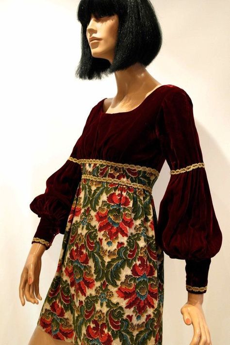 60s Medieval, Jewel Tone Velvet, Medieval Revival, 60s 70s Fashion, 60s And 70s Fashion, Medieval Style, Medieval Fashion, 1970s Fashion, 70s Dress