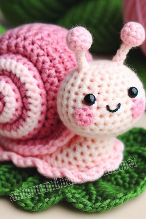 Amigurumi Cute Snail Trudi Free Pattern-2 Free Crochet Snail Patterns, Rainbow Amigurumi Free Pattern, Snail Amigurumi Free Pattern, Snail Crochet Pattern Free, Crochet Snail Pattern Free, Crochet Snail, Keychain Amigurumi, Cute Snail, Crochet Dog Patterns