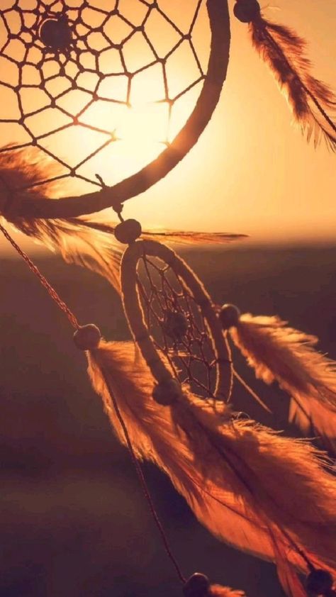 Dream Catcher Photography, Dream Catcher Wallpaper Iphone, Dreamcatcher Wallpaper, Aesthetic Objects, Beautiful Wallpapers For Iphone, Happy New Year Images, Smartphone Wallpaper, Photography Wallpaper, Native American Art