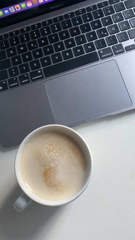 Business Major, Sky Quotes, Coffee Energy, New Photo Style, Alcohol Party, Instagram Emoji, Coffee Talk, Coffee Obsession, Coffee Photography