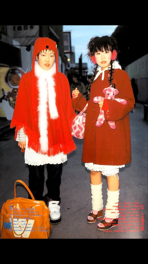 90s Japan Fashion, 90s Japanese Fashion, 90s Harajuku, Fruits Magazine, Find Style, 일본 패션, Harajuku Fashion Street, Tokyo Street Style, Japanese Street Fashion