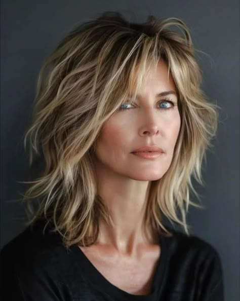 Long Bob With Choppy Layers, Shag Hairstyles Low Maintenance, Shaggy Bangs Fine Hair, Choppy Layered Bob Hairstyles Medium, Edgy Textured Haircuts, Shag No Bangs Hairstyles Medium, Hair Styles Shoulder Length With Bangs, Layered Lobs For Fine Hair, Medium Choppy Haircuts For Thick Hair