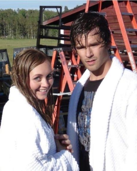 Heartland Pictures, Heartland Georgie, Amy And Ty, Watch Heartland, Heartland Actors, Heart Land, Amy Fleming, Ty Borden, Funny Horse Pictures