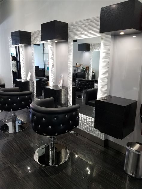 Hair Salon Furniture, Salon Interior Design Ideas, Interior Design Color Schemes, Nail Salon Interior Design, Hair Salon Design, Interior Design Pictures, Hair Salon Interior, Salon Suites Decor, Hair Salon Decor