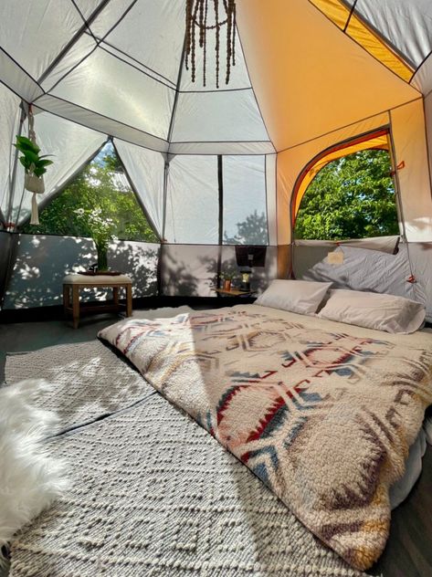 Rock Festival Camping, Glam Tent Camping, Tent Camping Must Haves Glamping, Camping Esthetics, Family Tent Camping Glamping, Camping Tent Decor, Tent Camping Ideas Glamping, Cozy Tent Camping Ideas, Camping In Backyard Ideas