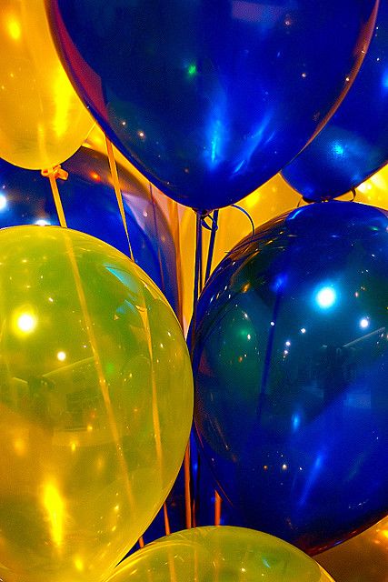 anonymous balloons | by Idle Type Yellow Balloons, Love Balloon, Bubble Balloons, Colourful Balloons, Blue Balloons, Go Blue, Yellow Aesthetic, Colour Board, Apple Wallpaper