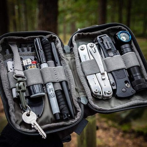 EDC addicted (@EDC_addicted) on X Survivalist Gear, Mochila Edc, Urban Survival Kit, Edc Pouch, Edc Backpack, Edc Essentials, Camping Gear Survival, Edc Bag, Edc Tactical