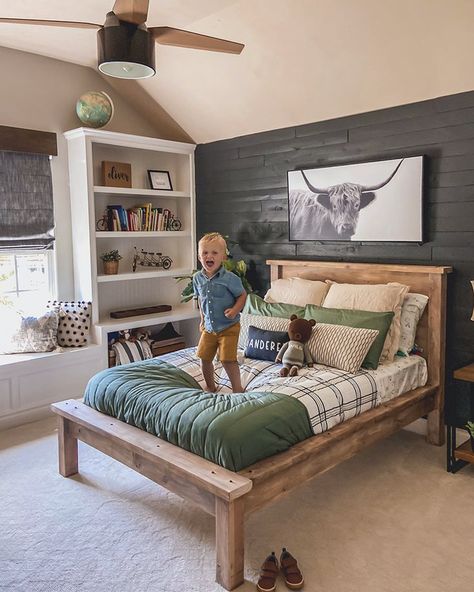 Boho Twin Bed Frame, Boy Hunting Bedroom, Hunting Boys Room, Boys Hunting Bedroom Ideas, Toddler Big Boy Room, Boys Hunting Bedroom, Hunting Bedroom, Boy Room Bedding, Twin Beds For Boys