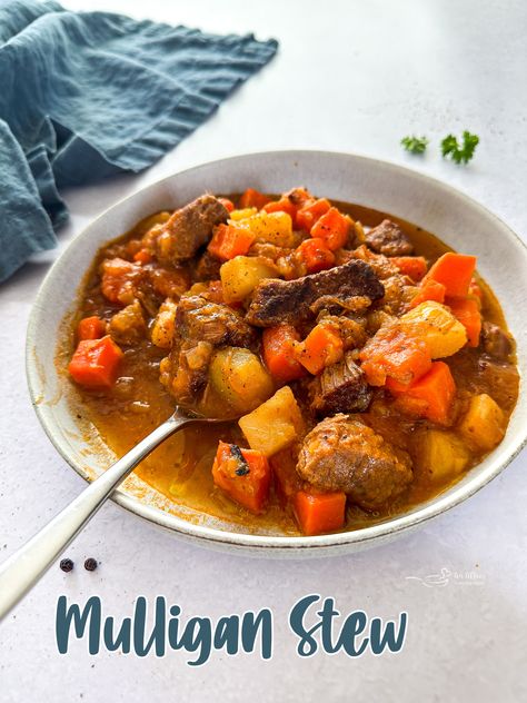 This old family recipe for Mulligan's Beef Stew is made with simple ingredients and can be made on the stove top or in your slow cooker. Mulligan Stew, Beef Stew Recipe, Beef Stew, Soup And Sandwich, Popular Recipes, Simple Ingredient, Best Foods, Stew, Soups And Stews