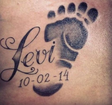 Tattoo For Men On Arm, Arlo Tattoo, Tato Nama, Daughters Name Tattoo, Tattoos For Baby Boy, Baby Footprint Tattoo, Name Tattoos For Moms, Baby Tattoo Designs