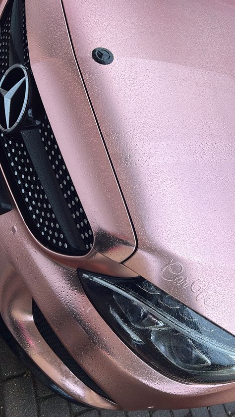 Pink Benz Car, Rose Gold Mercedes Benz, Rose Gold Mercedes, Pink Mercedes Benz Aesthetic, Pink Bmw Aesthetic, Pink Mercedes Benz, Pink Mercedes, Gold Mercedes, Pink Bmw