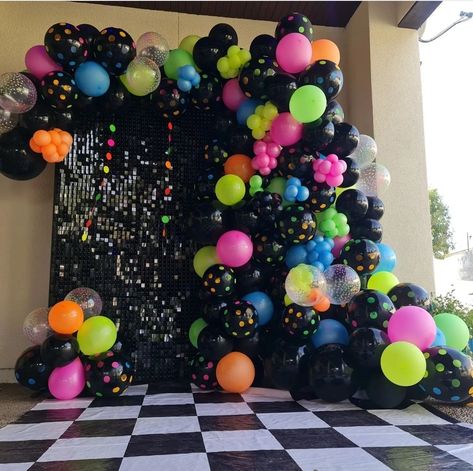 Neon, black, polka dots balloons , black shimmer wall Black And Neon Party, Black And Neon Balloon Garland, Black And Neon Birthday Party, Retro Balloon Decor, Neon Balloon Wall, 80s Balloon Arch, Neon Party Balloons, Neon Party Backdrop, Neon Balloon Decorations