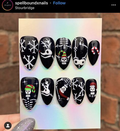 Short Goth Christmas Nails, Christmas Horror Nails, Scary Christmas Nails, Gothmas Nails, Creepmas Nails, Spooky Christmas Nails, Goth Christmas Nails, Goth Xmas, Year Nails