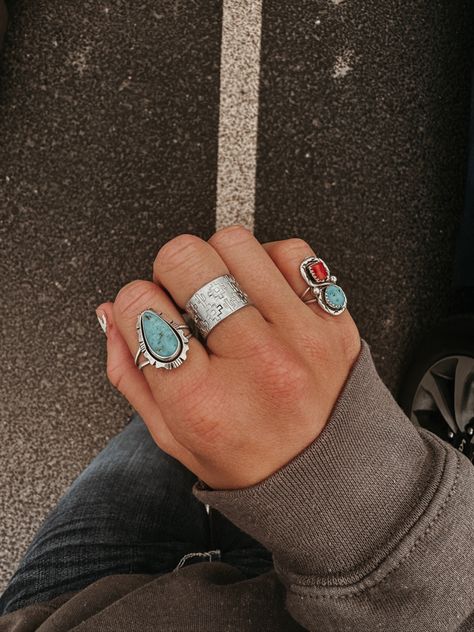 Unique Turquoise Rings, Western Turquoise Rings, Turquoise Ring Aesthetic, Western Rings Turquoise, Tourquise Jewelry Western, 2024 Ring Trends, Native Turquoise Jewelry, Silver Jewelry Western, Cute Western Rings