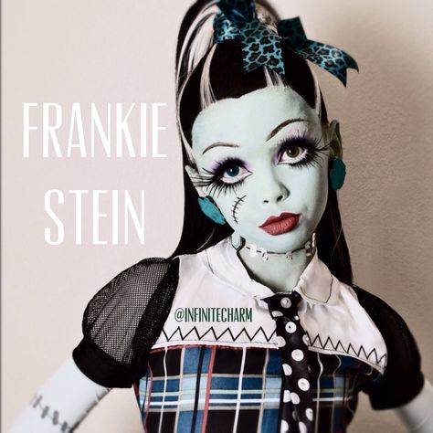 Frankie Stein Halloween Costume and Makeup!! #halloween #makeup #monsterhigh #frankenstein #frankiestein #halloweenmakeup #kids #maccosmetics #macpro Makeup Party Ideas, Monster High Makeup, Party Ideas For Girls, Zombie Halloween Makeup, Monster High Costume, Makeup Zombie, Monster High Frankie, Monster Makeup, Frankie Stein