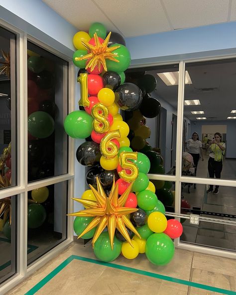 J U N E T E E N T H 💚❤️💛🖤 Celebrating hope and freedom! Let’s promote unity and understanding to the world 🌎 Looking corporate balloon decor? We got you! Book now 💻 www.boom-balloons.com 📲+1(776)832-8038 #balloons #corporate #balloondecor #balloonartist #miami #globos #balloonsmiami #inspo #juneteenth Puerto Rican Day Parade, Balloon Arches, Business Decor, Balloon Backdrop, Balloon Decor, Puerto Rican, Balloon Garland, Balloon Decorations, Miami