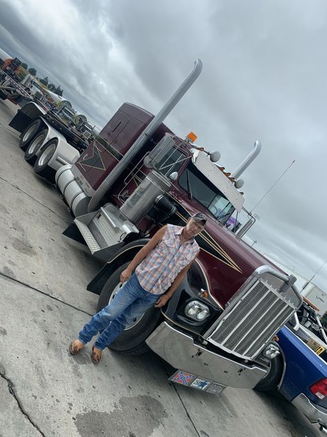 The last real American truck driver! Truck Driver Update Format, Truck Update, Trucks For Sell, Drawing House Plans, Eyes Images, Fake Ft Call, Money Template, Peterbilt 359, Dump Trucks For Sale