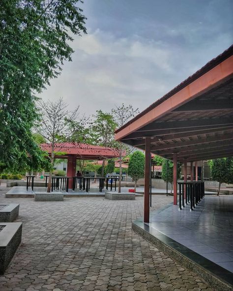 College Canteen... A place which creates lots of stories among generations... . #collegecampus #collegecanteen #infrastructure #story… Outdoor Canteen, College Canteen, Architecture Concept Diagram, Concept Diagram, Architecture Concept, College Campus, Concept Architecture, Beautiful Roses, Interior Designer