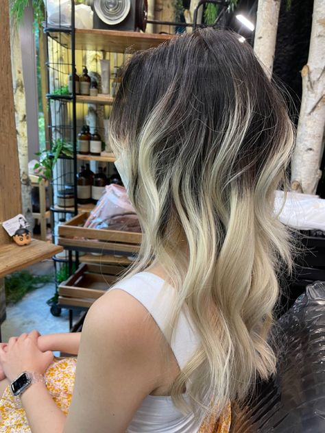 Bleach Asian Hair, Dipped Layered Ends, Wolf Cut With Balayage, Wolf Cut Balayage, Bleached Ends Hair, Asian Brown Hair, Bleach Hair Dye, Blonde Dip Dye, Blonde Asian Hair