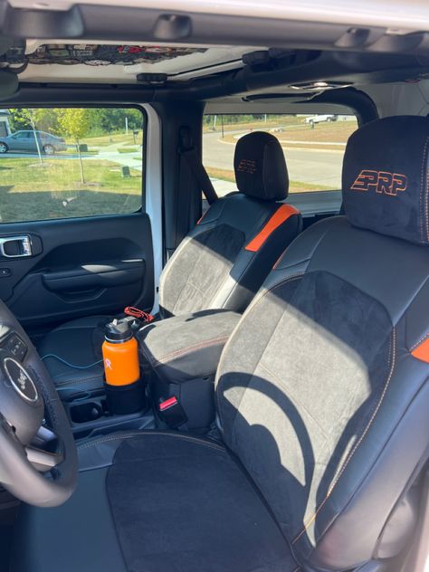 #jeep #wrangler #prp #seatcovers #willys #2door #jeepaccessories #aesthetic #jeepwrangler #jl #jeepher Jeep Yj Interior Ideas, Jeep Wrangler Brown Interior, Jeep Seats Custom, 1990s Jeep Wrangler, 2000s Jeep Wrangler, Jeep Accessories, Seat Covers, Jeep Wrangler, Car Seats