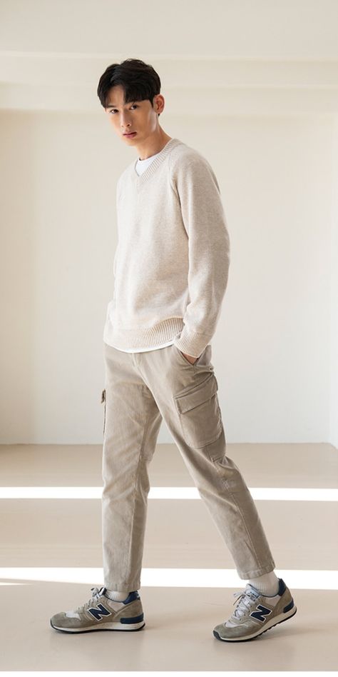 Neutral Outfit For Men, Uniqlo Ankle Pants Outfit Men, Men’s New Balance Outfit, Nb 574 Outfit Men, Neutral Outfits Men, Japandi Outfits, New Balance 574 Outfit Mens, New Balance Outfit Men, Normcore Men