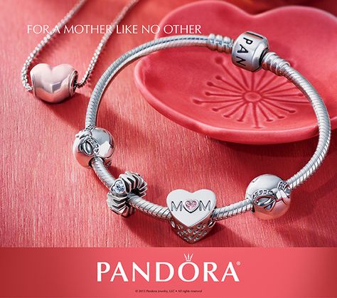 pandora mother's day 2016 art of you Pandora Mom, Pandora Spring, Pandora Bracelet Designs, Gold Charm Bracelet, Pandora Bracelets, Pandora Bracelet, Pandora Jewelry, Bridesmaids Gifts, Pandora Charms