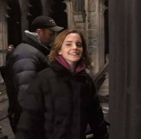 Emma Watson Harry Potter, Ron Weasley Hermione Granger, Harry Potter Icons, Hogwarts Aesthetic, Perks Of Being A Wallflower, Harry Potter Hermione, Albus Dumbledore, Ron Weasley, Hermione Granger