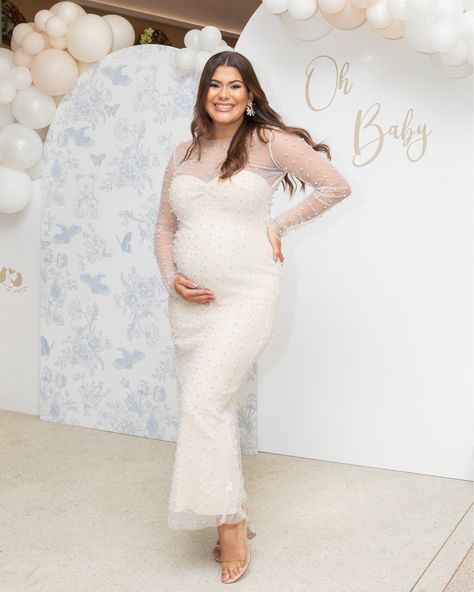 I can’t believe a little bit over a year ago we celebrated the life of our little one! But let’s talk about this viral dress 👗 this was my Baby shower outfit, right now is on SALE and honestly it’s not for pregnancy but that’s what I love the most that you can used afterwards too! pearl maternity dress bump friendly, Amazon finds dress, Amazon dress, Amazon must have, baby shower dress, maternity dress #babyshower Comment SHOP below to receive a DM with the link to shop this post on my LT... Amazon Pearl Dress, Pearl Baby Shower Dress, Winter Baby Shower Dress, Viral Dress, Baby Shower Dress, Shower Dress, Dress Amazon, Amazon Baby, Baby Shower Outfit