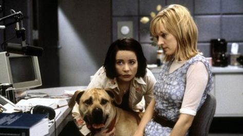 Revisiting The Truth About Cats And Dogs | Den of Geek Uma Thurman Aesthetic, Cats And Dogs Movie, Janeane Garofalo, Renee Olstead, Dog Den, Melissa George, Dog Movies, Cameron Bure, Candace Cameron Bure