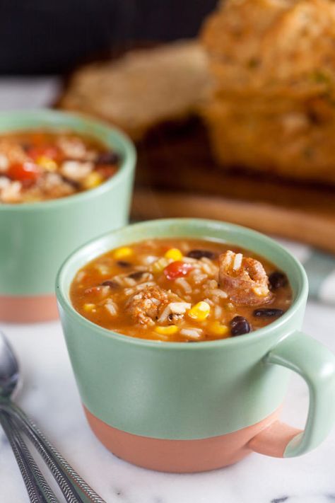 Southwest Chorizo Soup has a bunch of vegetables and spicy chorizo. What more could you want in a soup? Chorizo And Rice, Chorizo Soup Recipes, Chorizo Soup, Quirky Cooking, Diary Free, Best Soup Recipes, Rice Soup, Soup And Sandwich, Easy Soup Recipes