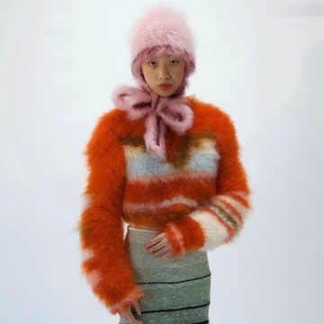 Nong Rak, Knitwear Trends, Patchwork Cardigan, Knitwear Design, Knitting Techniques, Knitted Bags, Hand Crochet, Wearable Art, Hand Knitting