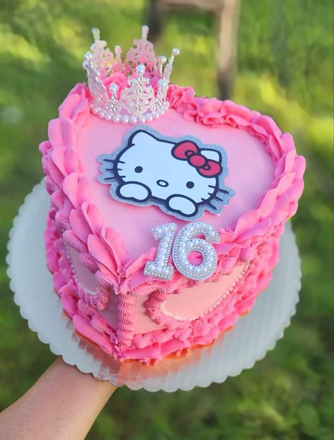 Simple Hello Kitty Cake Design, Diy Hello Kitty Birthday Party Ideas, Hello Kitty Torte, Hello Kitty Cake Design, Tort Hello Kitty, Mini Pastelitos, Spongebob Birthday Cake, Hello Kitty Birthday Theme, Kitty Birthday Cake