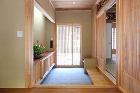 Genkan Entrance Japanese Style, Japanese Entrance Door, Japanese Entrance Hall, Genkan Entrance Modern, Japanese Home Interior Modern, Japanese Home Entrance, Japanese Genkan, Japanese House Entrance, Genkan Entrance