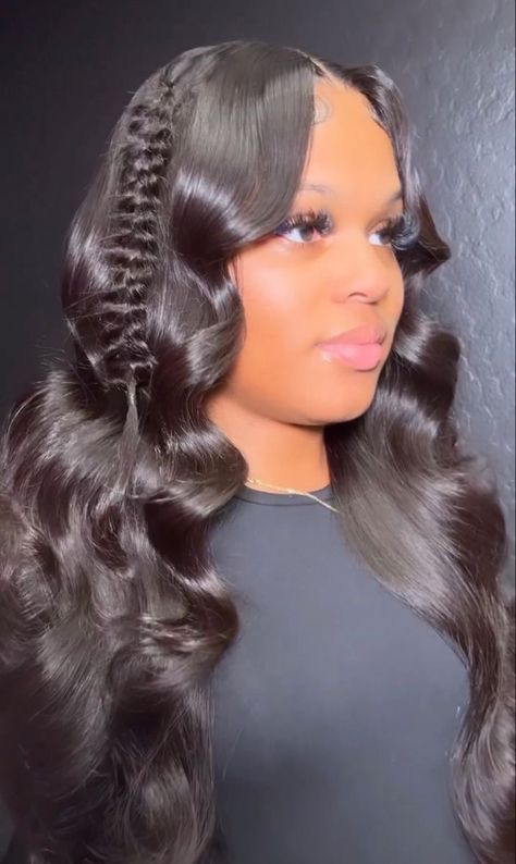 Cute Closure Hairstyles, Wig With Braid On Side, Middle Part Hairstyles Wig, Bodywave Lacefront Wig Hairstyles, Side Part Sew In With Fishtail Braid, Quick Weave With Fishtail Braid, Middle Part Wig Hairstyles, Black Woman Hairstyle Natural, Side Part Closure Sew In