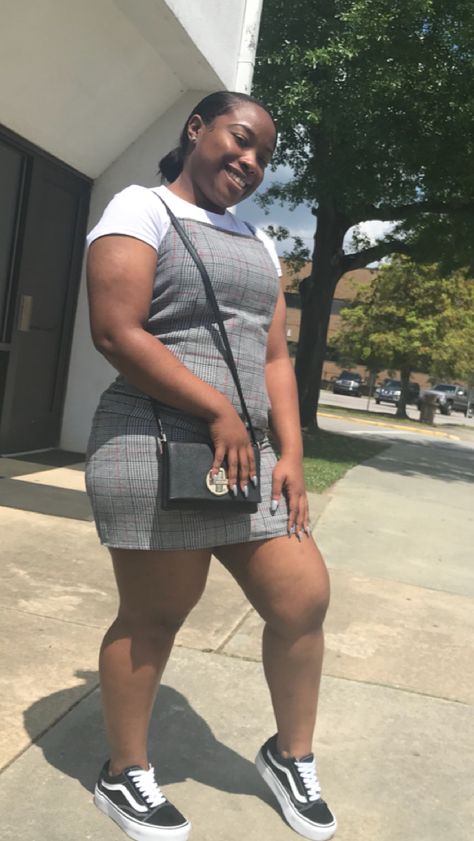 Platform Vans Outfit, Outfit With Vans, Plaid Dress Outfit, Dress White Short, Weight Goals, Platform Vans, Black And White Vans, Short And Thick, Vans Outfit