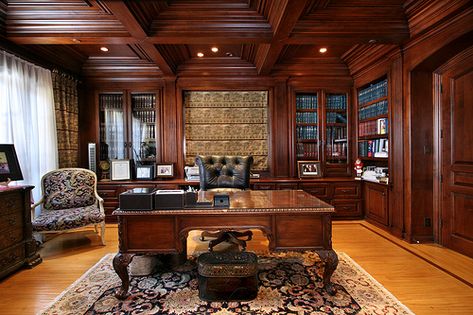 19IslandVista06office | 19 Island Vista | Jeri Koegel | Flickr Classic Office Interior, Dream House Ideas Kitchens, Law Office Decor, Aesthetic Sense, Modern Office Interiors, Home Library Design, Traditional Interior Design, Classic Office, Office Furniture Design